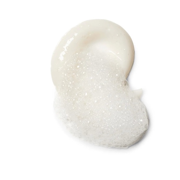 Korres Greek Yogurt foaming Cleanser - - Picture 2 of 3